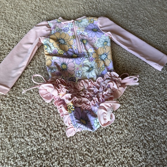 Caden Lane 6-12 long sleeve bathing suit - Picture 5 of 5
